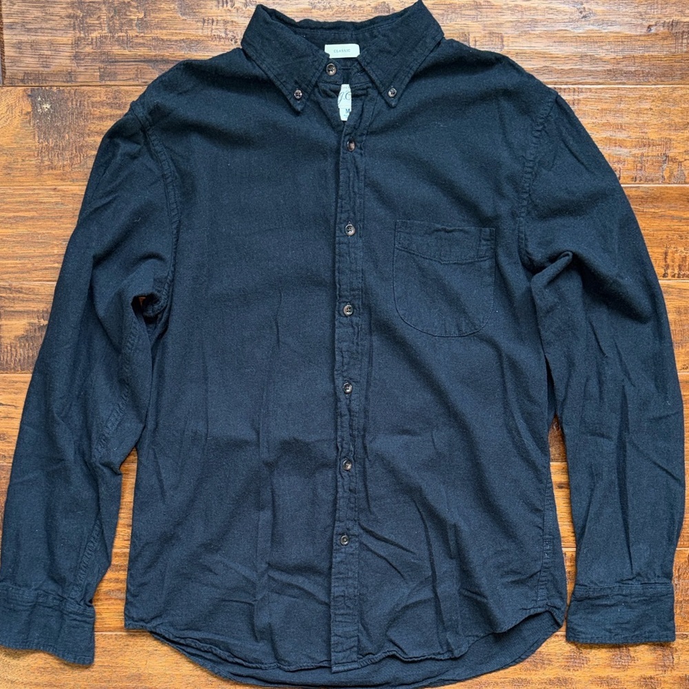 J. Crew Classic Brushed Twill Button Down Shirt, Size Medium